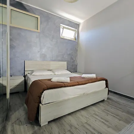 Etnapartment 2 * Giardini Naxos
