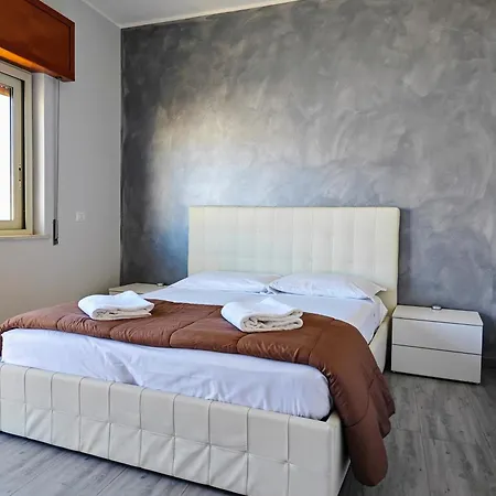 Etnapartment 2 *
