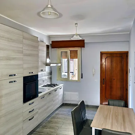 Etnapartment 2 Giardini Naxos