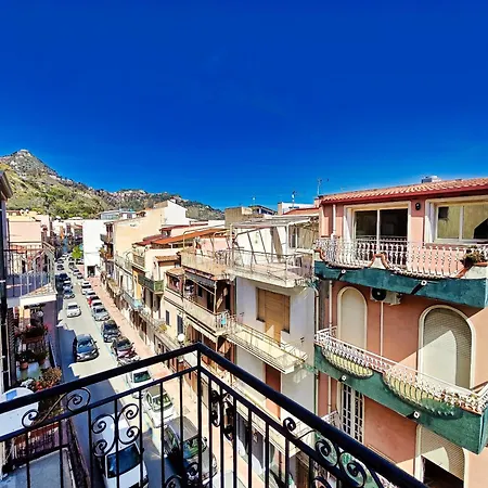 Etnapartment 2 Giardini Naxos